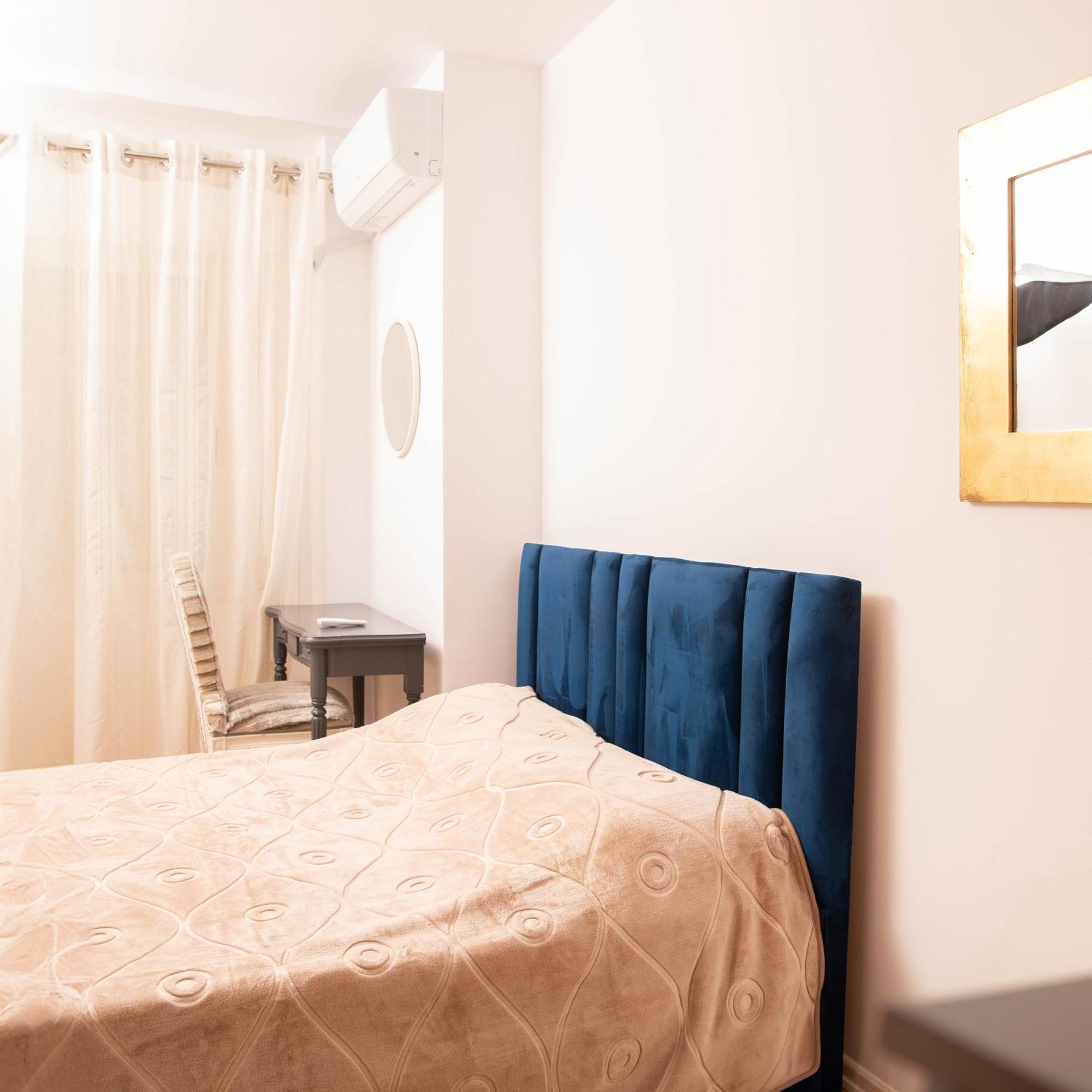 Suprem Apartment Tiranë Luaran gambar