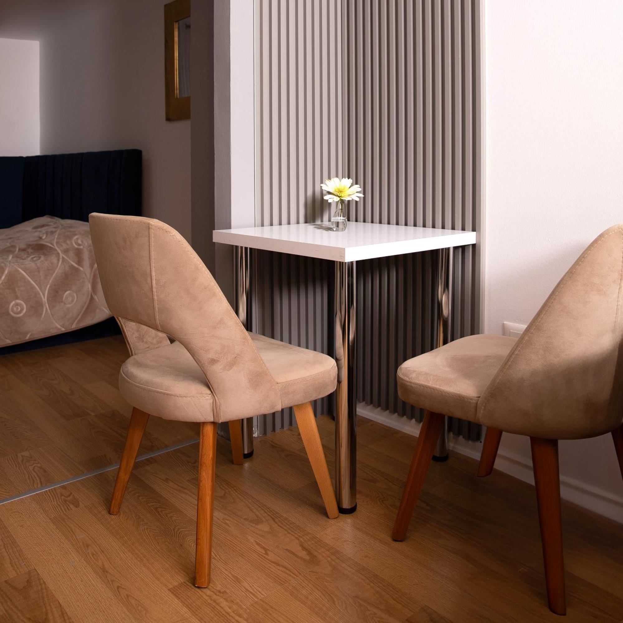Suprem Apartment Tiranë Luaran gambar